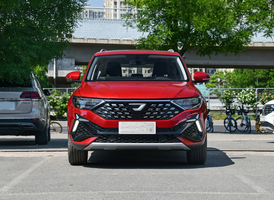 10万级高品质合资SUV，全系标配大众1.4T发动机，百公里油耗6.74L