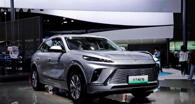 18万内的中大型SUV，官降3.4万+补贴2.6万，这款合资车料下得可足