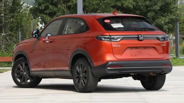 10万出头买合资SUV，这4台靠谱划算，配爱信6AT，油耗仅5.6L