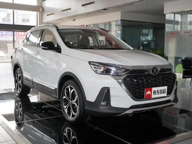 10万左右，实测空间最大的6台SUV