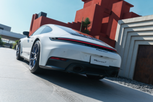 911 Targa 4 GTS 领衔，新款 911 亚洲首秀