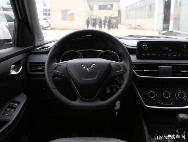 最便宜中型7座SUV，轴距2.8米售5万多起，顶配7.98万还买啥捷途？