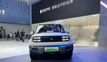 10万也能买硬派方盒子SUV 广州车展这两款车是你的菜吗？