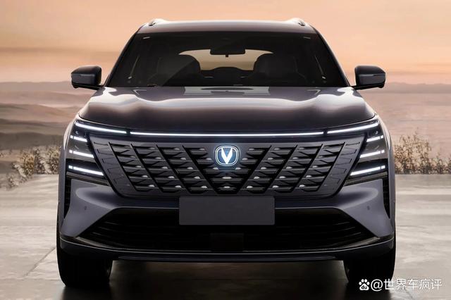 2024买10万级SUV，看这2款就行，配2.0T+8AT，空间大、性能强大