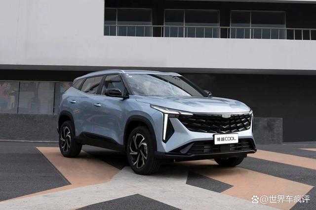 2024买10万级SUV，看这2款就行，配2.0T+8AT，空间大、性能强大