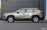 长安第四代CS75PLUS与RAV4，谁能满足你的期待？