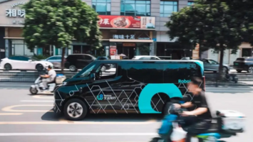 Robotaxi的中美竞赛与三足鼎立