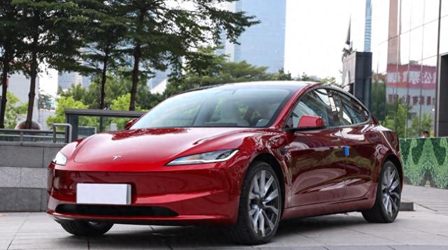 纯电动车别乱选！最新保值率排名：Model 3、海豚前5，A