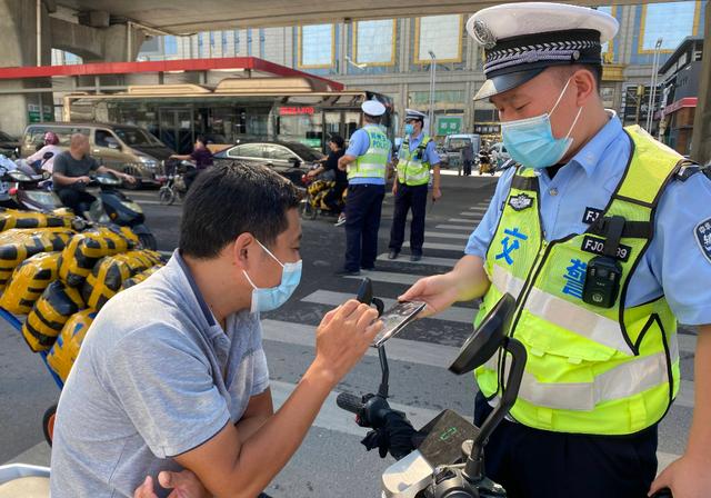 5月1日起，电动车、三轮车、低速四轮车将迎3大变动，车主注意了